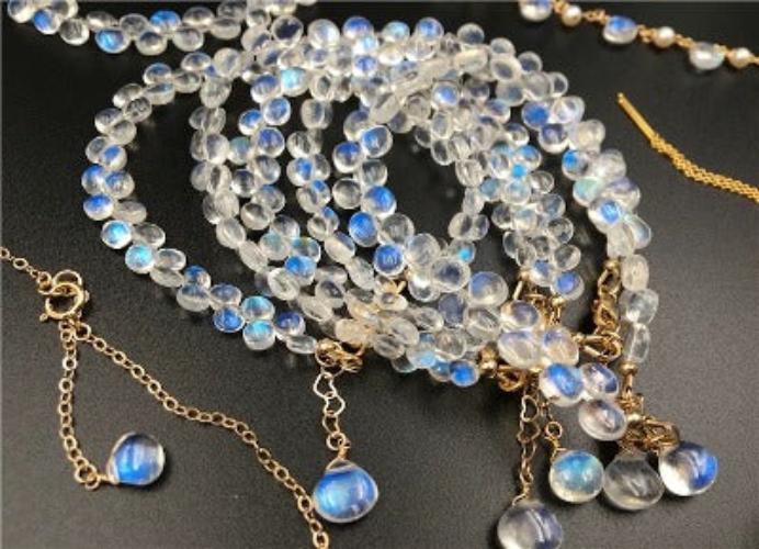 Sri Lanka Moonstone Waterdrop Beads Bracelet