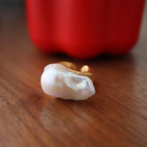 Chunky large baroque pearl rings-Gold Vermeil