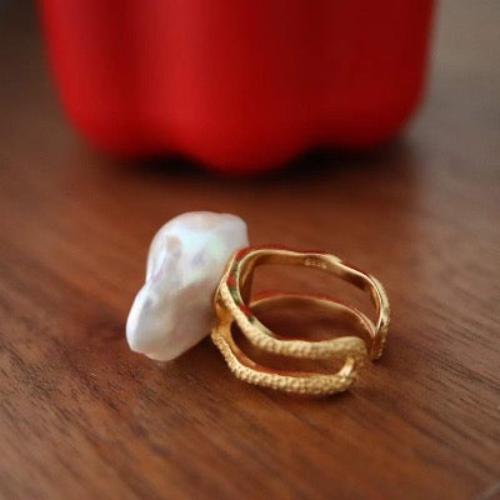 Chunky large baroque pearl rings-Gold Vermeil