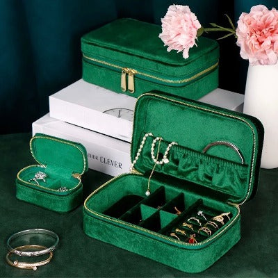 Duel Velvet Portable Jewelry Box - Emerald green